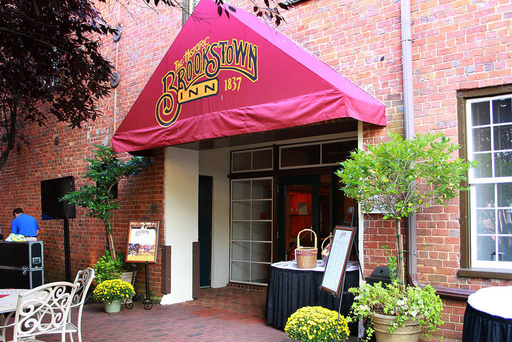 The Historic Brookstown Inn, Trademark Collection By Wyndham Winston-Salem Exterior foto